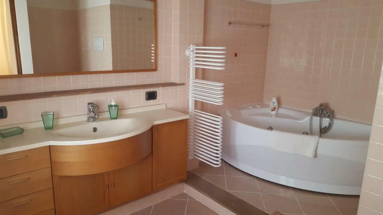 La Vedetta Apartment Lucca Italy